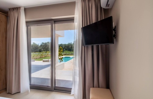 Nea Propontida Villa | Luna Villas Moon by RentalsPro - Portaria Beach