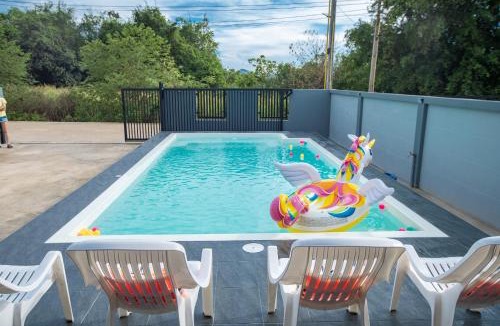 Sattahip Villa | Lunar pool villa sattahip