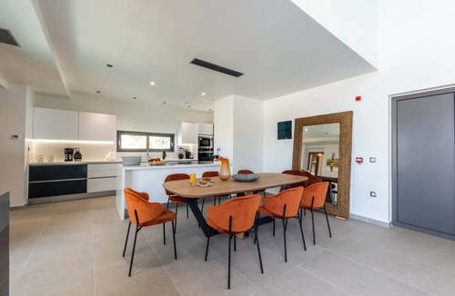 Kato Galatas Villa | Lusol Seafront Villa II-Free* Heated pool, 100m Sea