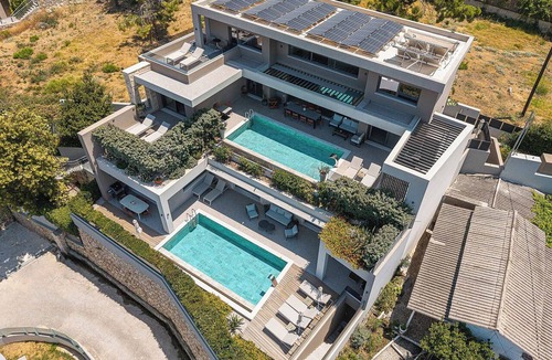 Kato Galatas Villa | Lusol Seafront Villas-Free* Heated Pools, 100m Sea