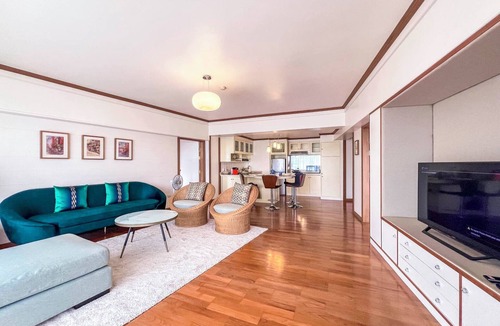 Nimman Apartment | Luxe 2 BR Apartment in Nimman Area. Cable TV and Fibre Internet