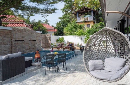 Ko Lanta Villa | Luxure Villa Room 5 Exterior– Pool & Shared Kitchen