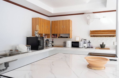 Ko Lanta Villa | Luxure Villa Rooms 3 – Pool & Shared Kitchen