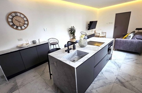 Larnaca City Centre Apartment | Luxurious 2BR Apartment in City Center w/Internet