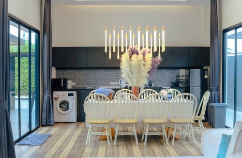 Kao Yai Villa | Luxurious 3-Bedroom Pool Villa Near Cha-Am Beach