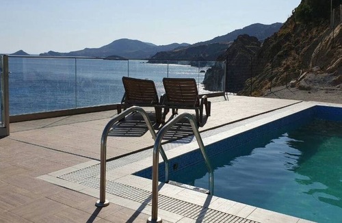 Faistos House | Luxurious Villa Paradise PRIVATE BEACH & pool
