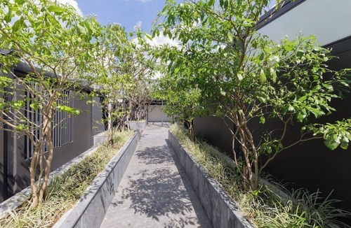 Sanam Pao Condo | Luxury 1-BR Condominium BTS Sanam Pao - Ari