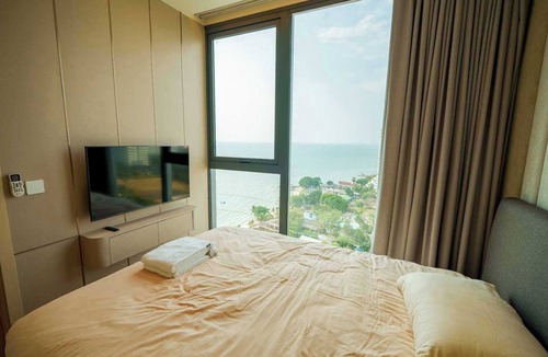 North Pattaya Hotel | Luxury 2BR Sea View Apartment with Private Lift and Free Parking