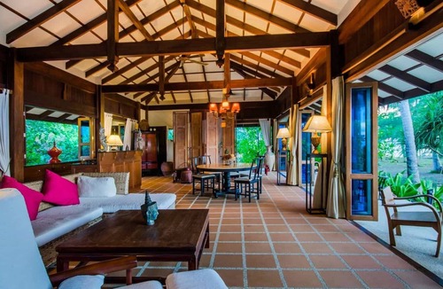 Nuea Khlong Villa | Luxury 3 Bedroom Villa Baan Raj !!