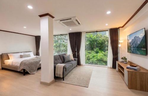 Khlong Tan Apartment | Luxury 4BR 250 sqm 5 min to BTS Sukhumvit 26