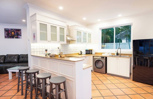 Nong Prue Villa | Luxury 4BR private 425sqm party pool villa