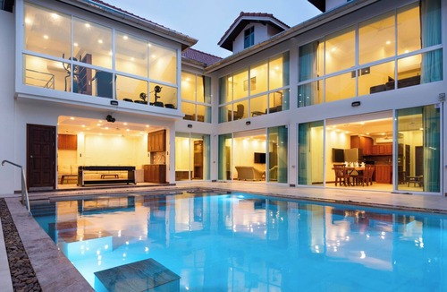 Pratumnak Hill Villa | Luxury 4BR Resort Pool Villa in Pratamnak Residence