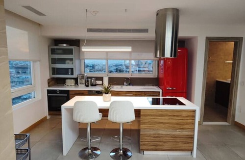 Athens City Centre Apartment | Luxury Acropolis-View Apartment with Panoramic Terrace | Monastiraki