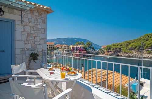 Frourion Villa | Luxury Kefalonia Villa Villa Petrino Private Terrace 1 Bedroom Perfect For Couples Assos