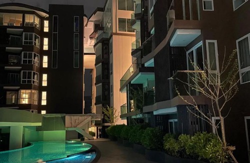Phuket Apartment | Luxury One-Bedroom Apartment in the Heart of Phuket