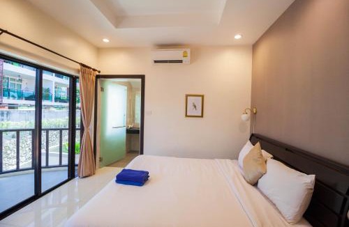 Jomtien Villa | Luxury Pool Villa 4 BR 900M beach 1.5 KM downtown