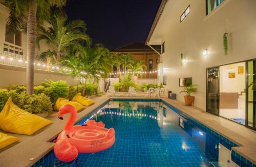 Jomtien Villa | Luxury Pool Villa 4 BR 900M beach 1.5 KM downtown