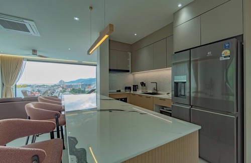 Patong Villa | Luxury Seaview Villa in Patong - Villa Yona