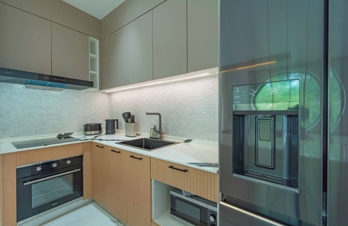 Patong Villa | Luxury Seaview Villa in Patong - Villa Yona