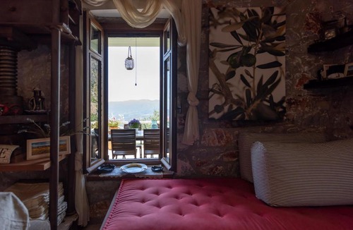 Diasella House | Luxury Stonehouse Verga