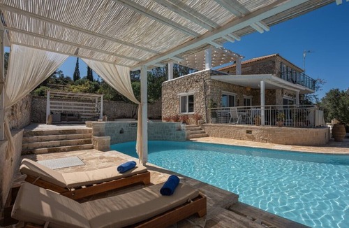 Skinaria Villa | Luxury Three-Bedroom Villa | Private Pool | Amazing Sea & Island Views
