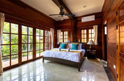 Bophut Villa | Luxury Villa Miramar Lotus House