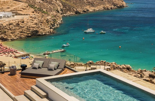 Paraga Hotel | LYO Boutique Hotel