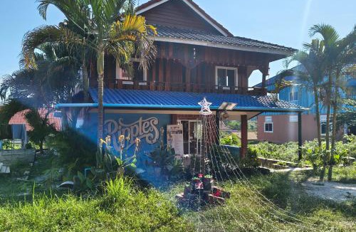 Koh Rong Sanloem Hotel | M'Pai Bay 23 Ripples Guesthouse and Sky Bar