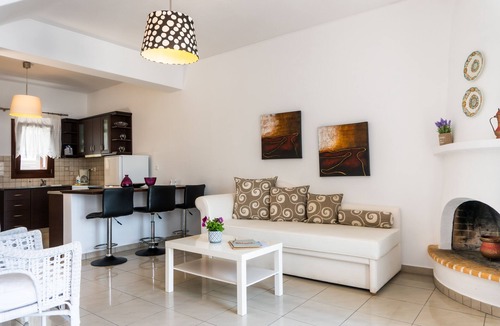 Skiros House | Maestralia