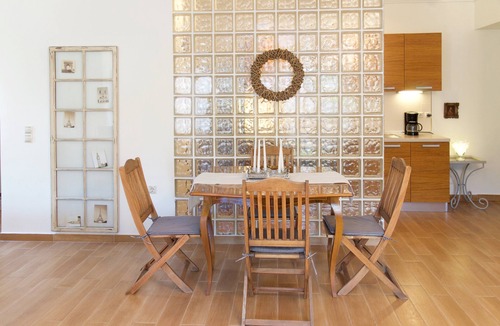 Karavomylos Apartment | Magnificent Dioni (1 bedroom, 58m2, sleeps up to 4)