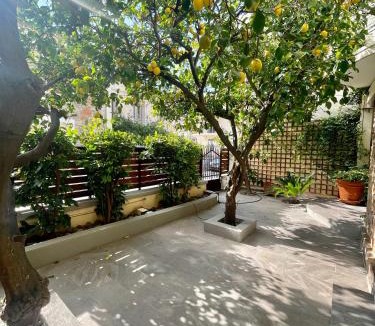 Lesvos House | Magnolia Residence