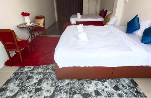South Pattaya Apartment | MaHaNa Hostel Family room