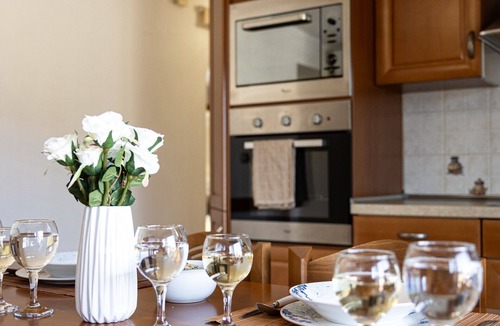 Kefalonia Apartment | Maisonette with balcony, up to 8 people, in the Center of Argostoli