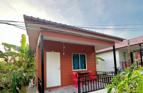 Koh Rong Hostel | Maloop Cafe Bungalow