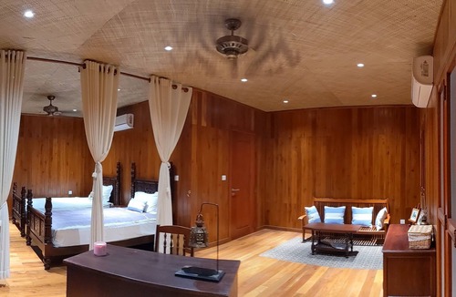 Kampong Trabaek Resort | Mangala Village