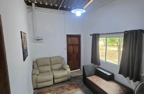 Singhanakhon House | Mango Orchard Bungalow