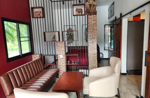 Phangnga Apartment | Mangrove Whispers! Appartement with Pool & Fitness Room in Phang-nga