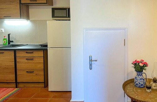 East Mani Apartment | Mani family friendly, mountain house with parking