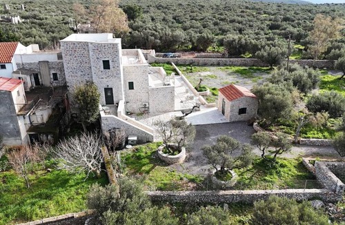 Omales Apartment | Mani Tsopakas Residences Koudounopetra apt
