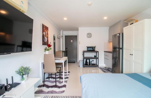 Kram Apartment | Mantra Beach Condominium Suite - Mae Phim