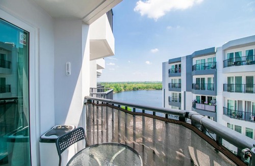 Kram Apartment | Mantra Beach Condominium Suite - Mae Phim