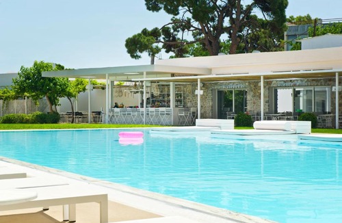 Nea Makri Hotel | Marathon Beach Resort