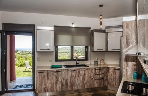 Kolymbari Apartment | Marelia Luxurius Apartment