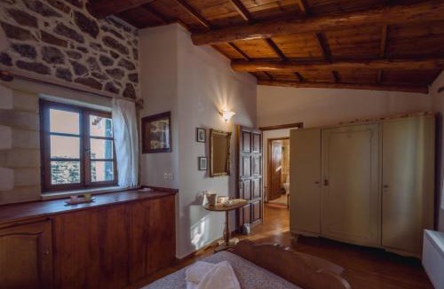 Malaxa House | Maria's Serene Countryside Retreat