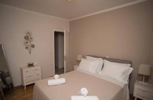 Lefkada Town Apartment | Mary's House