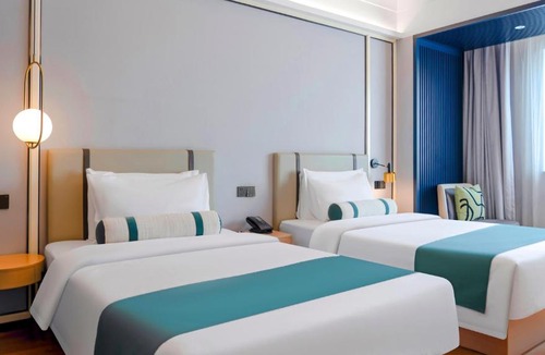 Prampir Makara Hotel | Maxx Phnom Penh Downtown, A H WORLD hotel