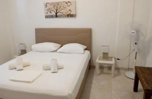 Stavros Apartment | Maza House