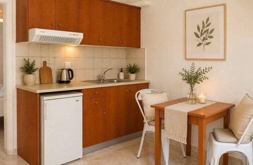 Gialos House | Mear Holiday Home - Cozy Summer Getaway