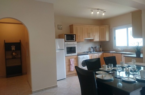 Gastria House | MEDITERENEAN SEA FRON 2 BEDROOM APARTMENT