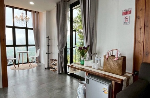Pua Hotel | Mei Nai Home